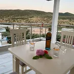 Center Апартаменты Ксамил