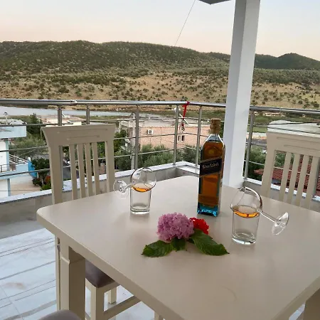 Center Apartment Ksamil